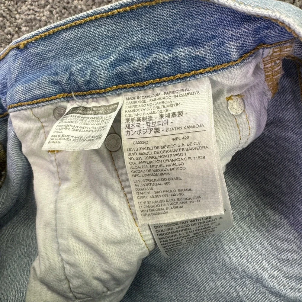 Levis 501 Cut Off Shorts Womens 29 Light Wash Denim Button Fly